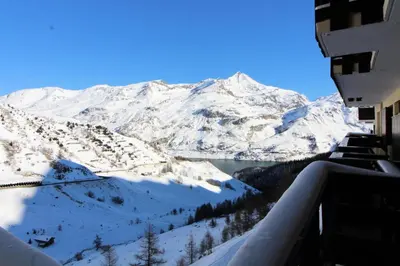 Vue générale sur la montagne ou vue sur la montagne depuis l'appartement