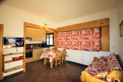 Plan de l'établissement Chalet De La Tour - entièrement rénové et confortable MAE-3503