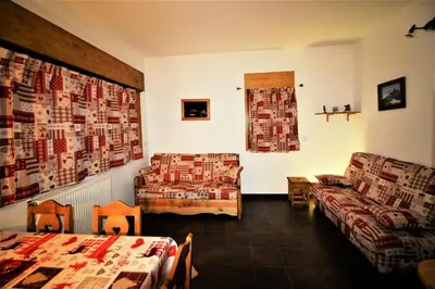 Plan de l'établissement Chalet De La Tour - entièrement rénové et confortable MAE-3503