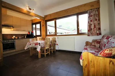 Plan de l'établissement Chalet De La Tour - entièrement rénové et confortable MAE-3503