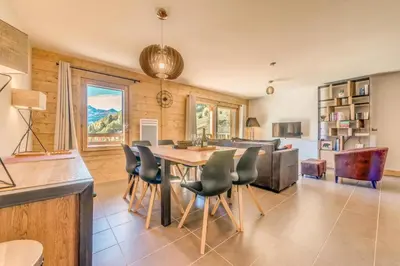 Coin salon dans l'établissement Résidence Les Balcons EtoilÉs - Appartement 4 au pied des pistes MAE-3258