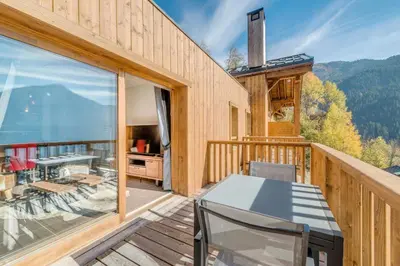 Vue générale sur la montagne ou vue sur la montagne depuis l'appartement