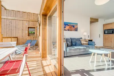Cuisine ou kitchenette dans l'établissement Résidence Les Balcons EtoilÉs - Appartement 4 au pied des pistes MAE-3269