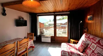 Coin salon dans l'établissement Résidence Le Centre - 2 Pièces pour 5 Personnes MAE-3327