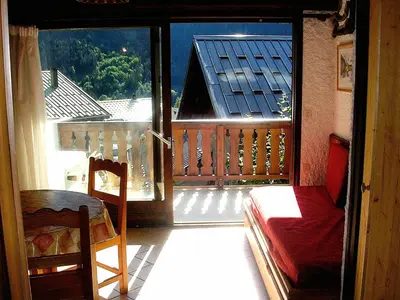 Balcon ou terrasse dans l'établissement Résidence Les PrimevÈres - Studio pour 4 Personnes MAE-3339