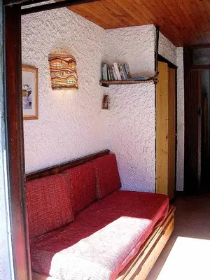 Coin salon dans l'établissement Résidence Les PrimevÈres - Studio pour 4 Personnes MAE-3339