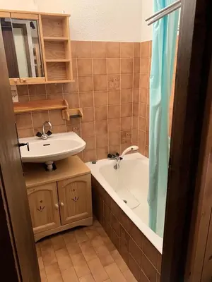 Salle de bains dans l'établissement Résidence Dryades - Les Hauts De Planchamp - Studio pour 4 Personnes MAE-3341