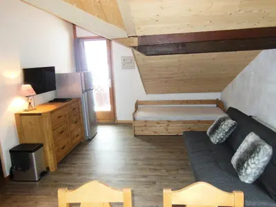 Télévision ou salle de divertissement dans l'établissement Chalet Fleur De Neige - 2 Pièces pour 4 Personnes MAE-3342