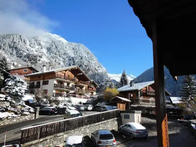 Vue générale sur la montagne ou vue sur la montagne depuis l'appartement