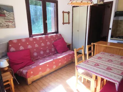 Coin salon dans l'établissement Résidence Campanule - Les Hauts De Planchamp - Studio pour 3 Personnes MAE-3348