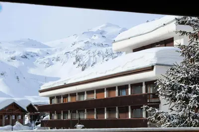 L'établissement Chalet Bobech - Chalet traditionnel décor bois, très chaleureux et convivial. MAE-3379 en hiver