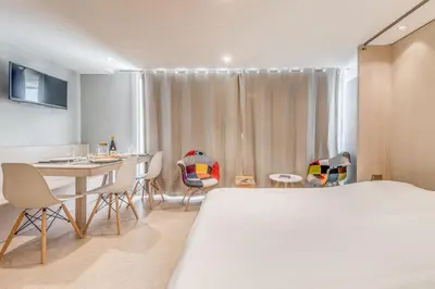Plan de l'établissement Résidence Palafour - Complètement rénové en 2018, élégant 2 pièces confort moderne - balcon - vue Grande Sassière MAE-3390