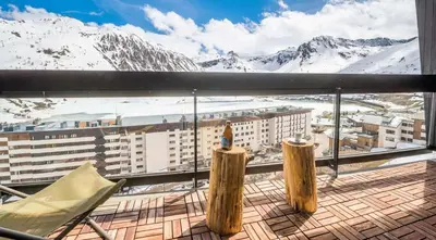 Vue générale sur la montagne ou vue sur la montagne depuis l'appartement