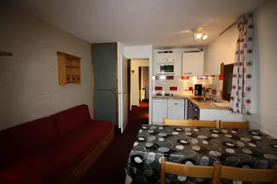 Cuisine ou kitchenette dans l'établissement Résidence Home Club 2 - Appartement confortable, soigné MAE-3468