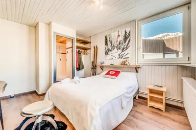 Plan de l'établissement Résidence Roches Rouges A - Pied de pistes, appartement chaleureux et douillet MAE-3523