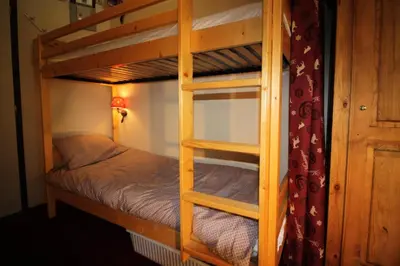 Un ou plusieurs lits dans un hébergement de l'établissement Résidence Palafour - Studio 4 soigné, personnalisé, confortable - balcon vue lac MAE-3596