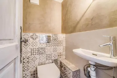 Salle de bains dans l'établissement Résidence Palafour - Elégant studio 4 - rénové - confortable - balcon - vue Grande Sassière MAE-3690