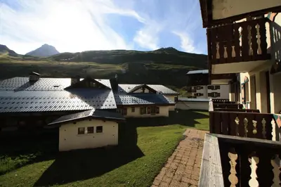 Vue générale sur la montagne ou vue sur la montagne depuis l'appartement