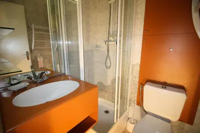 Salle de bains dans l'établissement Résidence Palafour - Petit studio 2 - nord vue montagne MAE-3798