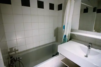 Salle de bains dans l'établissement Résidence Home Club 1 - Plusieurs studios disponibles pour vos séjours en famille, groupes d'amis MAE-4321