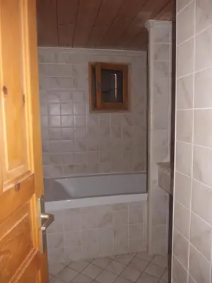 Salle de bains dans l'établissement Chalet Le Cordava