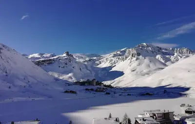 L'établissement Studio 50 m du funiculaire et pistes en hiver