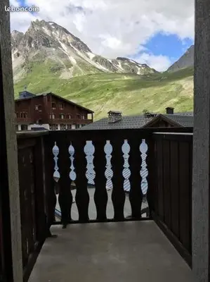 Vue générale sur la montagne ou vue sur la montagne depuis l'appartement