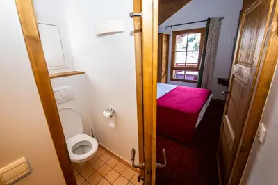 Salle de bains dans l'établissement Appartement au centre du village ARC1950, 2 ou 4 personnes