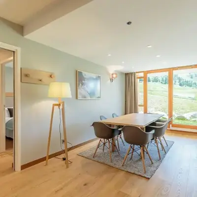 Superbe 4 pièces moyen pour 6 pers. avec piscine