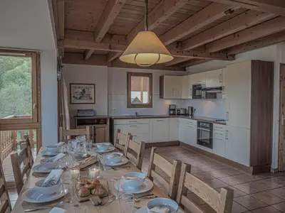 Cuisine ou kitchenette dans l'établissement La Belle Maison