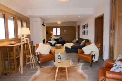 Coin salon dans l'établissement Le Chalet