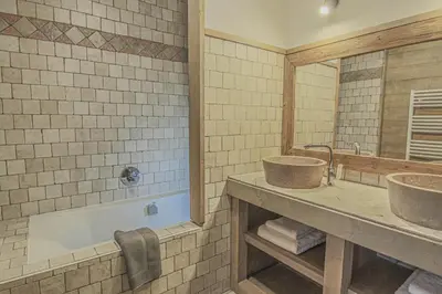 Salle de bains dans l'établissement Wittenburg