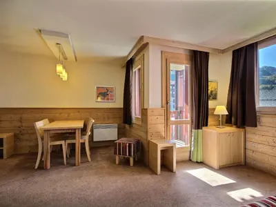 Plan de l'établissement Grand appartement 6 personnes avec vue, proche des pistes - FR-1-455-173