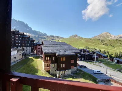 Vue générale sur la montagne ou vue sur la montagne depuis l'appartement