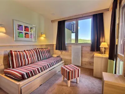 Coin salon dans l'établissement Spacieux 2 pièces à Belle Plagne, 4 pers, balcon, proche pistes - FR-1-455-176