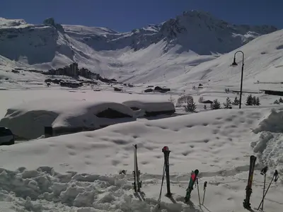 L'établissement L'Embrune en hiver