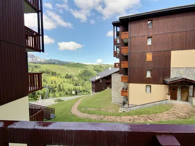 Vue générale sur la montagne ou vue sur la montagne depuis l'appartement