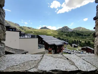 Vue générale sur la montagne ou vue sur la montagne depuis l'appartement
