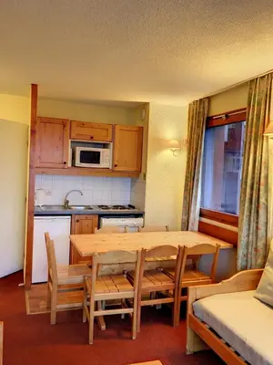 Cuisine ou kitchenette dans l'établissement travelski home classic - Résidence Ruitor