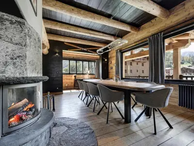 Plan de l'établissement Chalet de Charme 200m² à Val d'Isère avec Sauna et Bain Nordique - FR-1-567-5