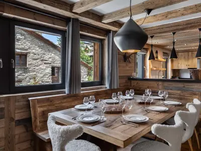 Plan de l'établissement Appartement luxueux avec spa nordique et hammam au cœur de Val d'Isère - FR-1-567-6