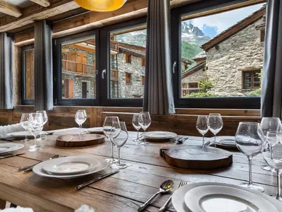 Plan de l'établissement Appartement luxueux avec spa nordique et hammam au cœur de Val d'Isère - FR-1-567-6