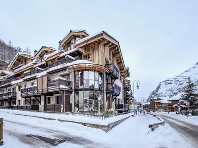 L'établissement Appartement duplex luxueux avec sauna – 500m des pistes à Val d'Isère - FR-1-567-17 en hiver