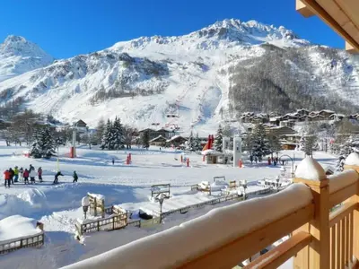 L'établissement Appartement luxueux 75m², 6 pers, centre Val d'Isère, front de neige, terrasse sud - FR-1-567-22 en hiver