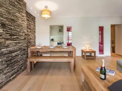 Boissons dans l'établissement Appartement luxueux 75m², 6 pers, centre Val d'Isère, front de neige, terrasse sud - FR-1-567-22