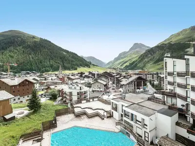 Vue générale sur la montagne ou vue sur la montagne depuis l'appartement