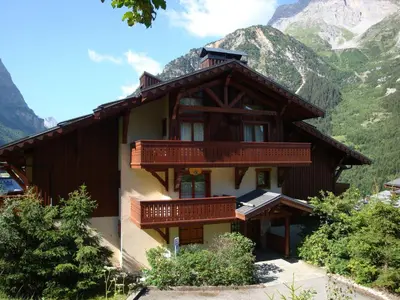 Vue générale sur la montagne ou vue sur la montagne depuis l'appartement