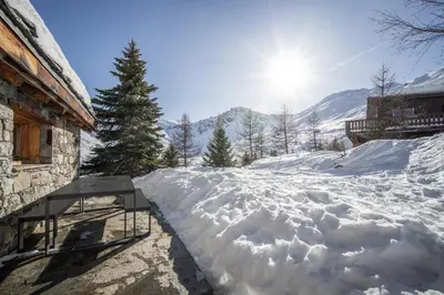 Vue générale sur la montagne ou vue sur la montagne depuis l'appartement
