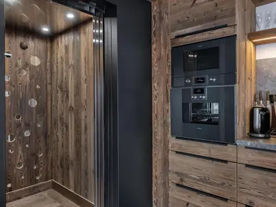 Plan de l'établissement Chalet design 5* avec piscine, hammam, cinéma et parking à Val d'Isère - FR-1-567-35