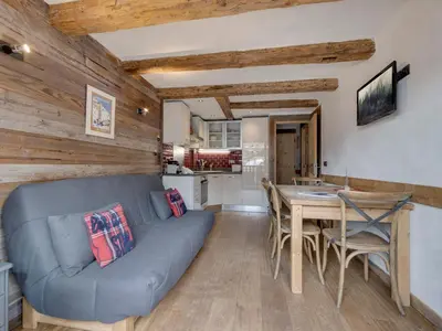 Plan de l'établissement Appartement rénové 1 chambre + alcôve, ski aux pieds, Val Village - FR-1-567-65